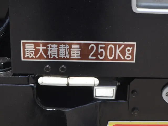 三菱 キャンター TPG-FEA50(2WD)の写真25