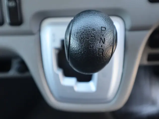 三菱 キャンター TPG-FEA50(2WD)の写真41