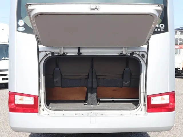 日野 リエッセⅡ SKG-XZB70M(2WD)の写真10