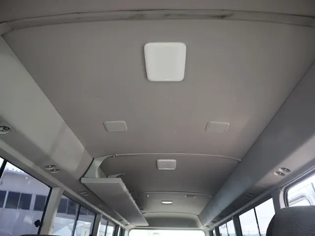日野 リエッセⅡ SKG-XZB70M(2WD)の写真13