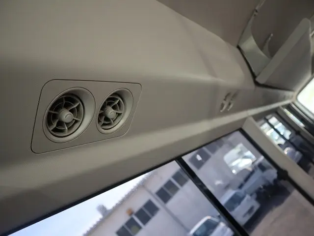 日野 リエッセⅡ SKG-XZB70M(2WD)の写真14