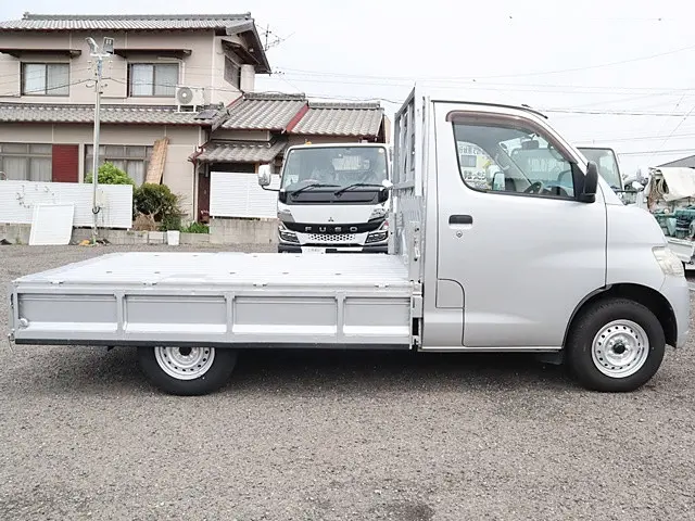 トヨタ タウンエーストラック DBF-S402U(2WD)の写真10