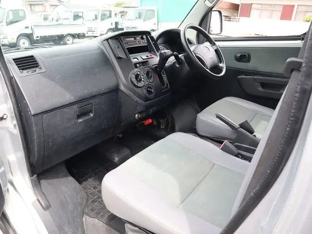 トヨタ タウンエーストラック DBF-S402U(2WD)の写真29