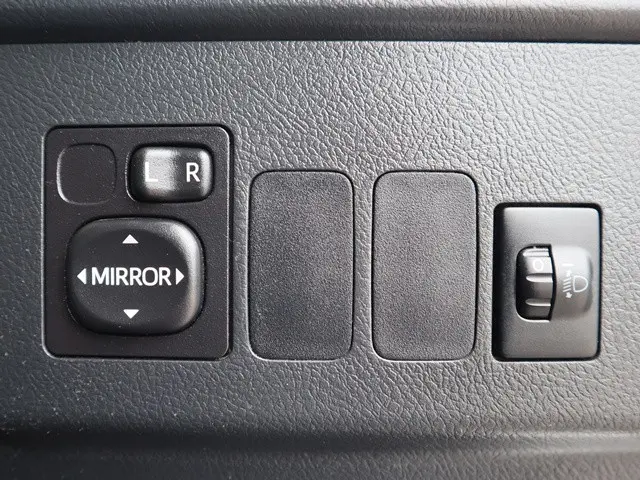 トヨタ タウンエーストラック DBF-S402U(2WD)の写真33
