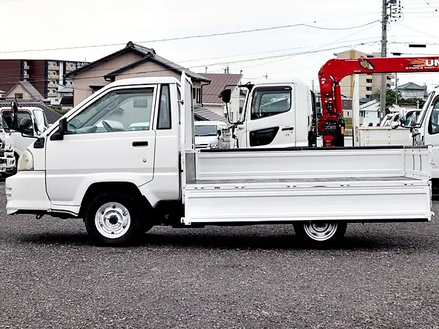 トヨタ ライトエーストラック GK-KM70(2WD)の写真13