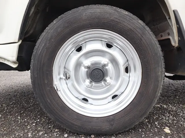 トヨタ ライトエーストラック GK-KM70(2WD)の写真25
