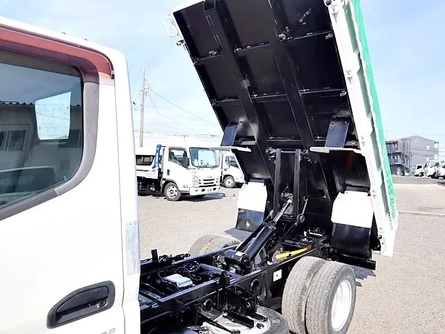 三菱 キャンター TPG-FBA60(2WD)の写真10