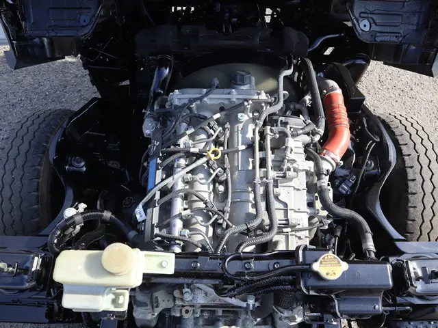 三菱 キャンター TPG-FBA60(2WD)の写真13