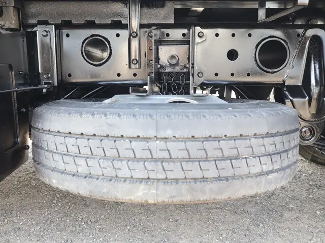 三菱 キャンター TPG-FBA60(2WD)の写真20