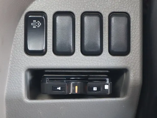 三菱 キャンター TPG-FBA60(2WD)の写真37