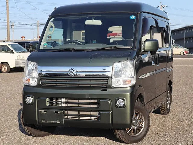 スズキ エブリイ EBD-DA17V(4WD)の写真1