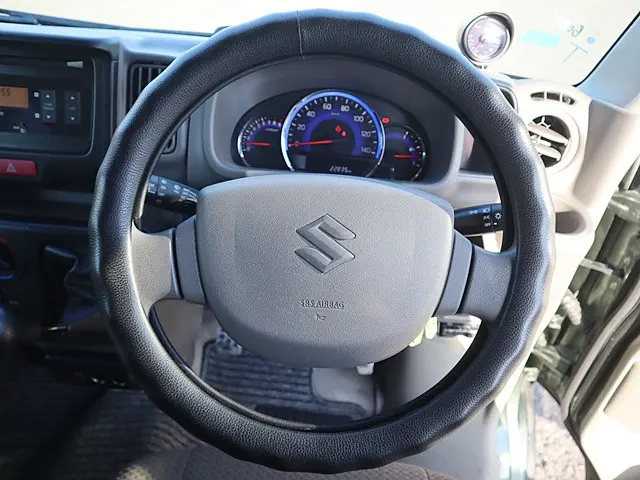 スズキ エブリイ EBD-DA17V(4WD)の写真4