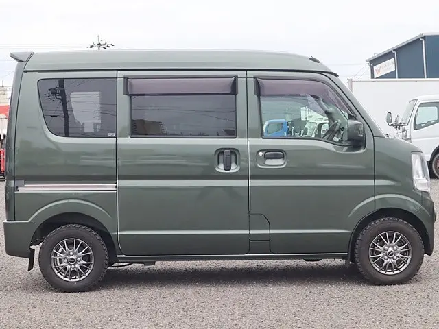 スズキ エブリイ EBD-DA17V(4WD)の写真8
