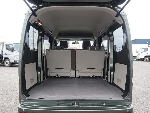 スズキ エブリイ EBD-DA17V(4WD)の写真11