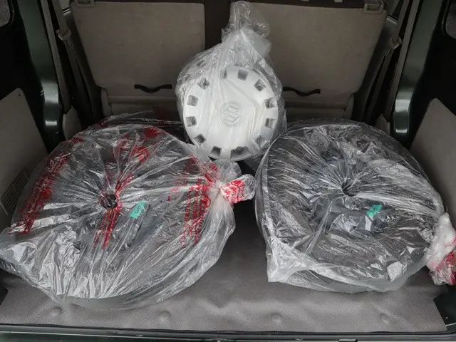 スズキ エブリイ EBD-DA17V(4WD)の写真20