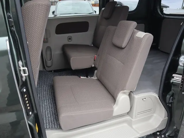 スズキ エブリイ EBD-DA17V(4WD)の写真38