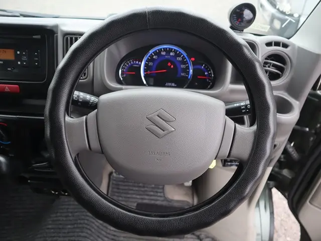 スズキ エブリイ EBD-DA17V(4WD)の写真40