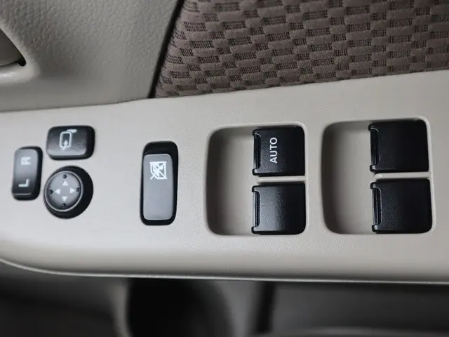 スズキ エブリイ EBD-DA17V(4WD)の写真45