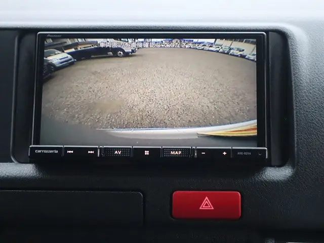 トヨタ ハイエース 3BA-TRH214W(2WD)の写真16