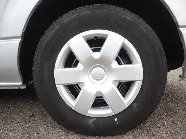 トヨタ ハイエース 3BA-TRH214W(2WD)の写真26