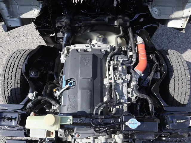 三菱 キャンター TPG-FBA30(2WD)の写真17