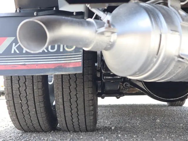 三菱 キャンター TPG-FBA30(2WD)の写真28