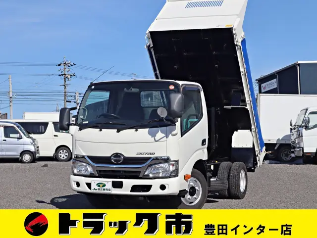 日野 デュトロ TPG-XZC610T(2WD)の写真1