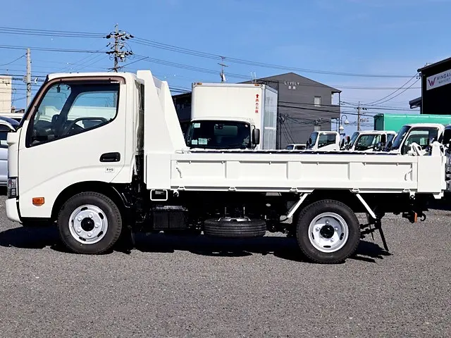 日野 デュトロ TPG-XZC610T(2WD)の写真9