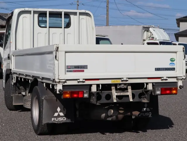 三菱 キャンター TPG-FBA20(2WD)の写真2