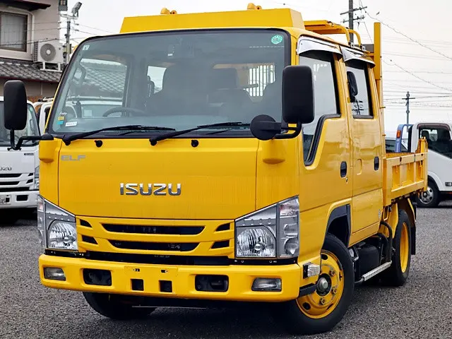 いすゞ エルフ TPG-NJR85AD(2WD)の写真1