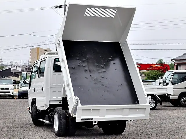 いすゞ エルフ TPG-NJR85AD(2WD)の写真11
