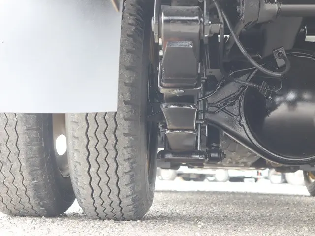 いすゞ エルフ TPG-NJR85AD(2WD)の写真29