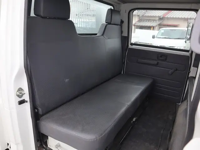 いすゞ エルフ TPG-NJR85AD(2WD)の写真37