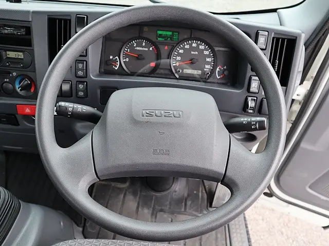 いすゞ エルフ 2RG-NPR88AR(2WD)の写真4