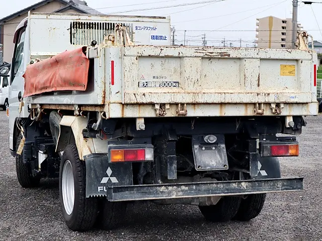 三菱 キャンター TPG-FBA50(2WD)の写真2