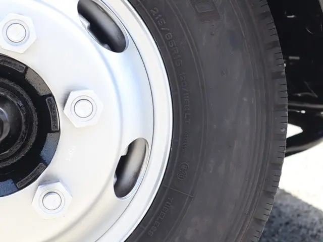 いすゞ エルフ TKG-NPR85YN(2WD)の写真24