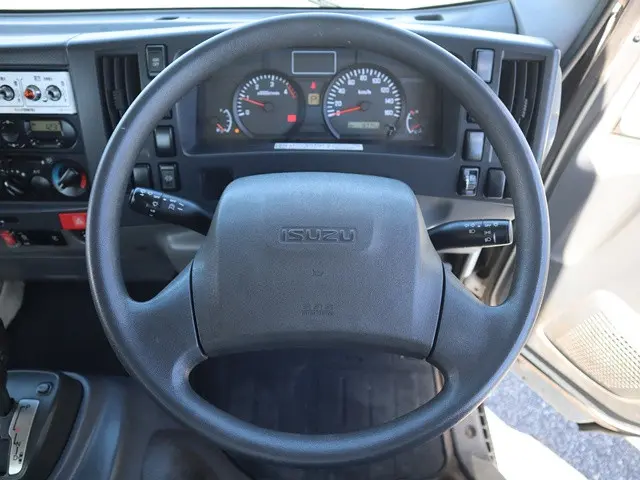 いすゞ エルフ TKG-NPR85YN(2WD)の写真37