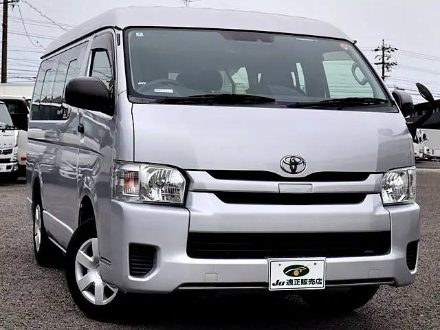 トヨタ ハイエース CBA-TRH219W(4WD)の写真4