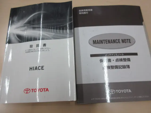 トヨタ ハイエース CBA-TRH219W(4WD)の写真5