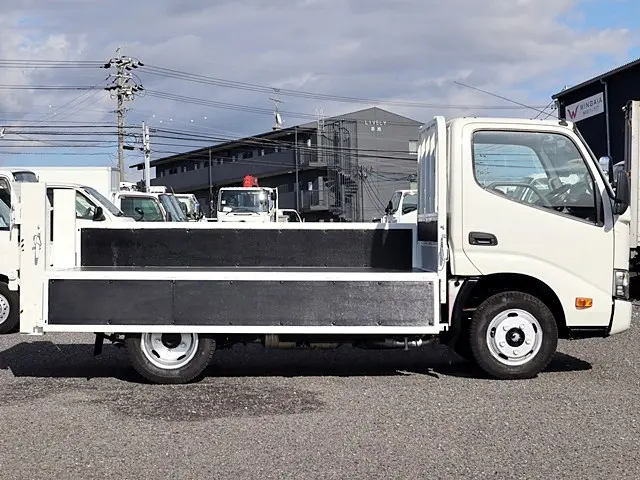 トヨタ ダイナ TPG-XZC605(2WD)の写真10