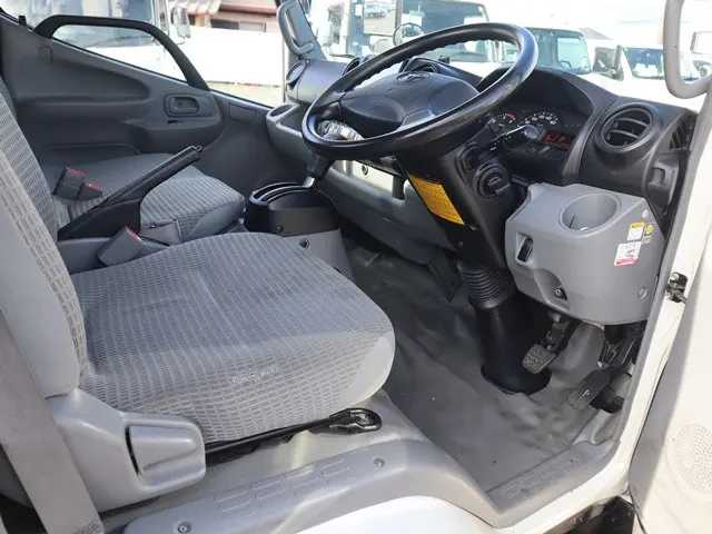 トヨタ ダイナ TPG-XZC605(2WD)の写真32
