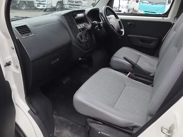 トヨタ タウンエーストラック ABF-S402U(2WD)の写真31
