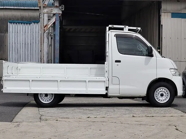 トヨタ ライトエーストラック DBF-S402U(2WD)の写真10