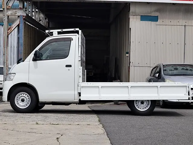 トヨタ ライトエーストラック DBF-S402U(2WD)の写真13