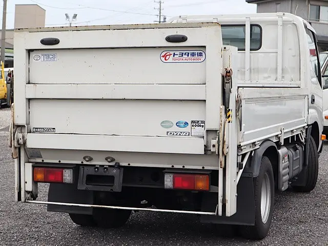トヨタ ダイナ 2RG-XZC605(2WD)の写真3