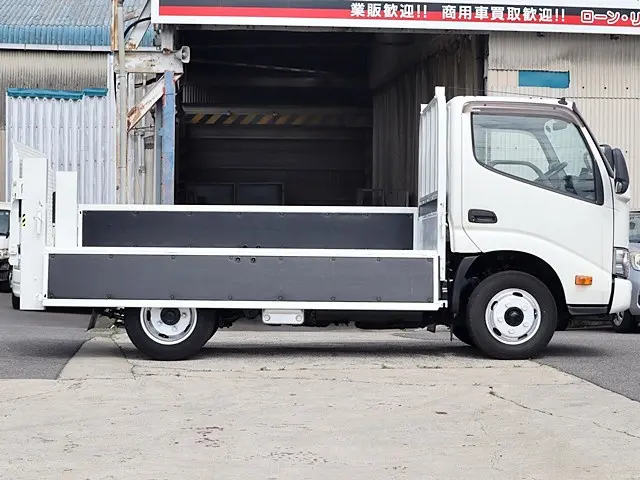 トヨタ ダイナ 2RG-XZC605(2WD)の写真10