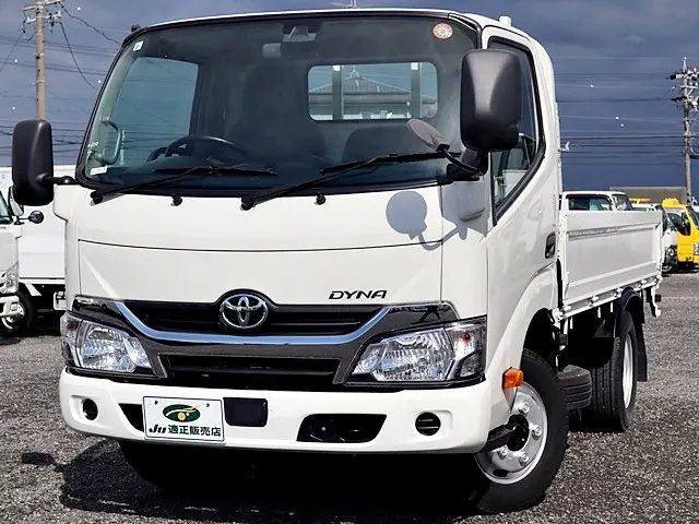 トヨタ ダイナ TKG-XZC605(2WD)の写真2