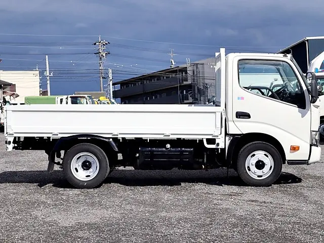 トヨタ ダイナ TKG-XZC605(2WD)の写真8