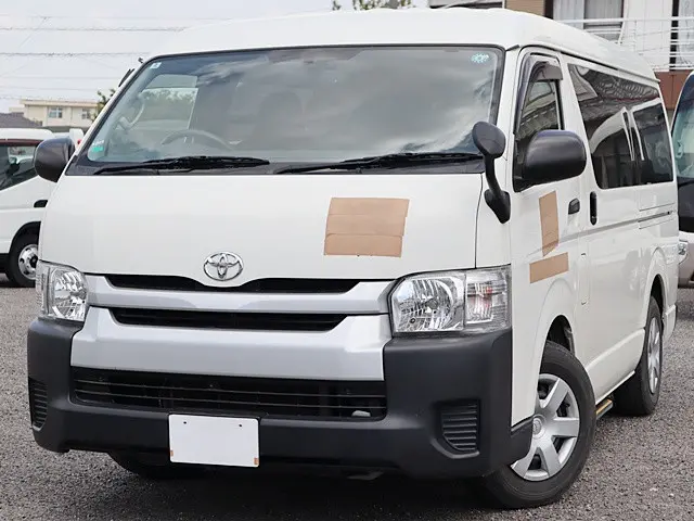 トヨタ ハイエース CBA-TRH214W(2WD)の写真1