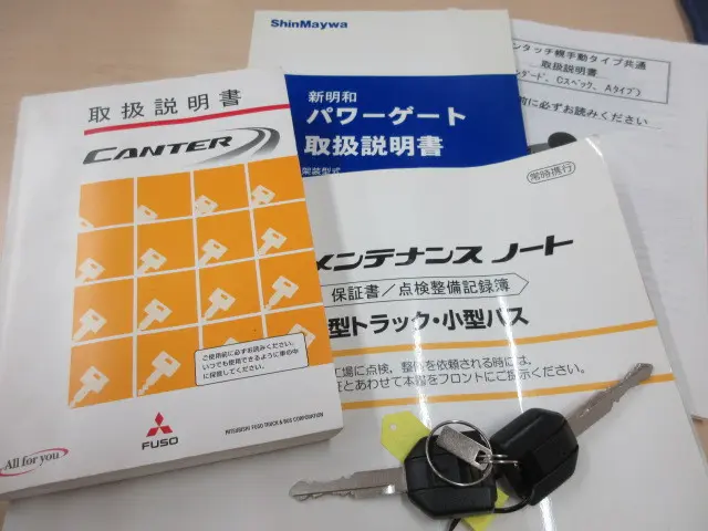 三菱 キャンター TPG-FEB90(2WD)の写真5